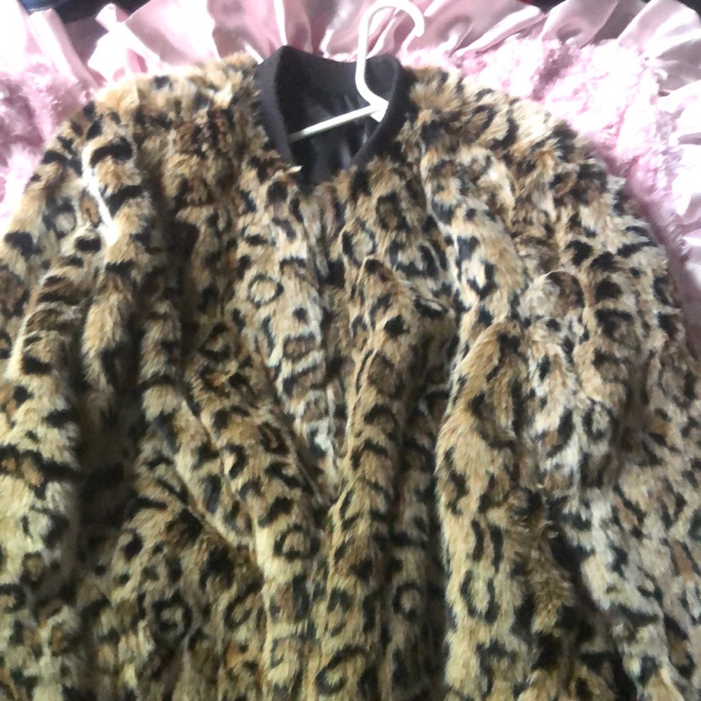 2000's Y2K American Eagle Outfitters Reversible Leopard Jacket - Medium (Womens)
